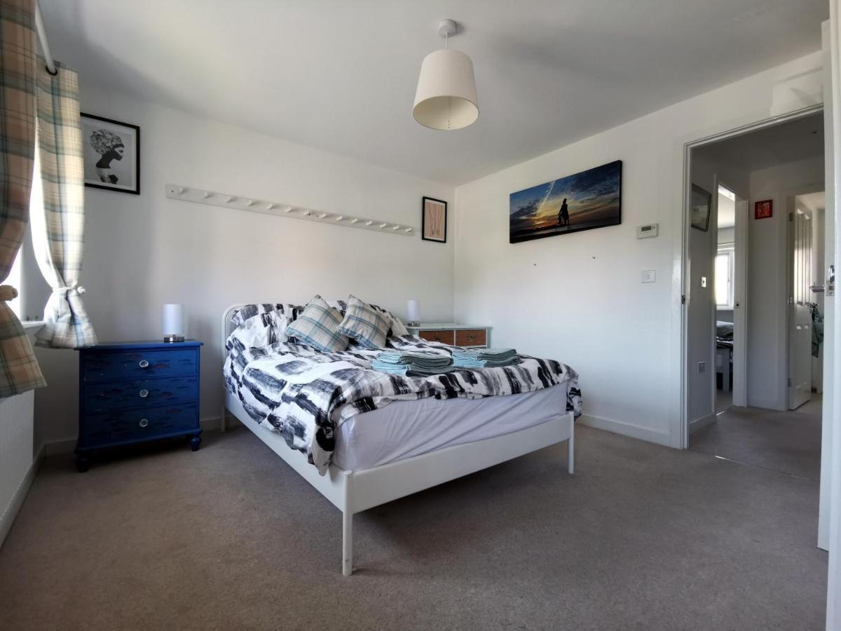2 Bedroom House With Free Parking Lyme Regis Luaran gambar