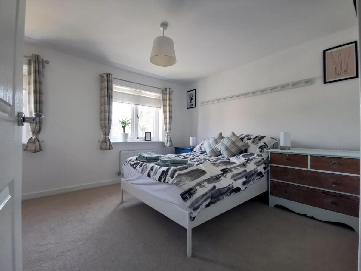 2 Bedroom House With Free Parking Lyme Regis Luaran gambar
